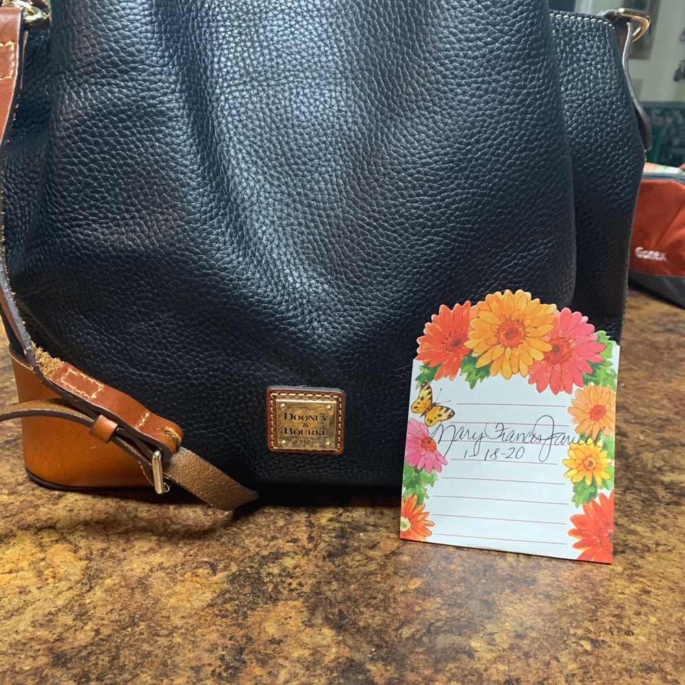 Dooney & Bourke Brenna  ((SALE))